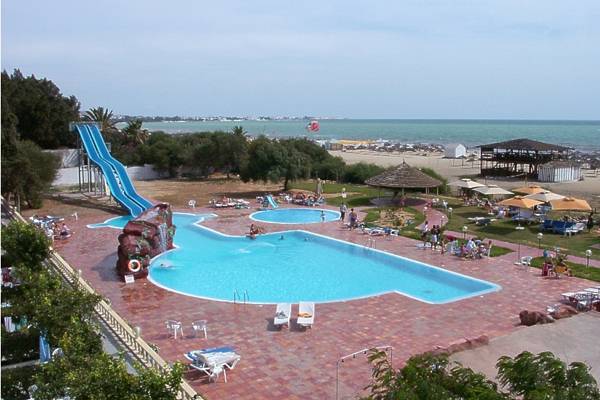 CLUB EL BOUSTEN _swimming pool