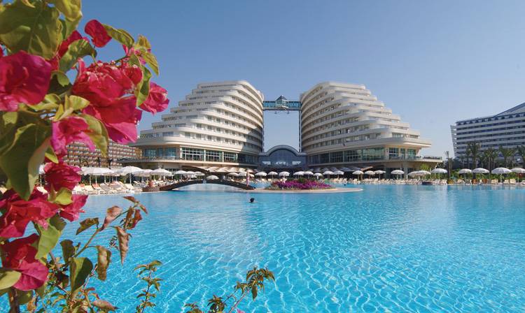    MIRACLE RESORT HOTEL 