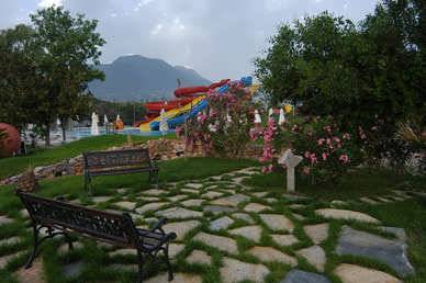SUNSET BEACH_garden